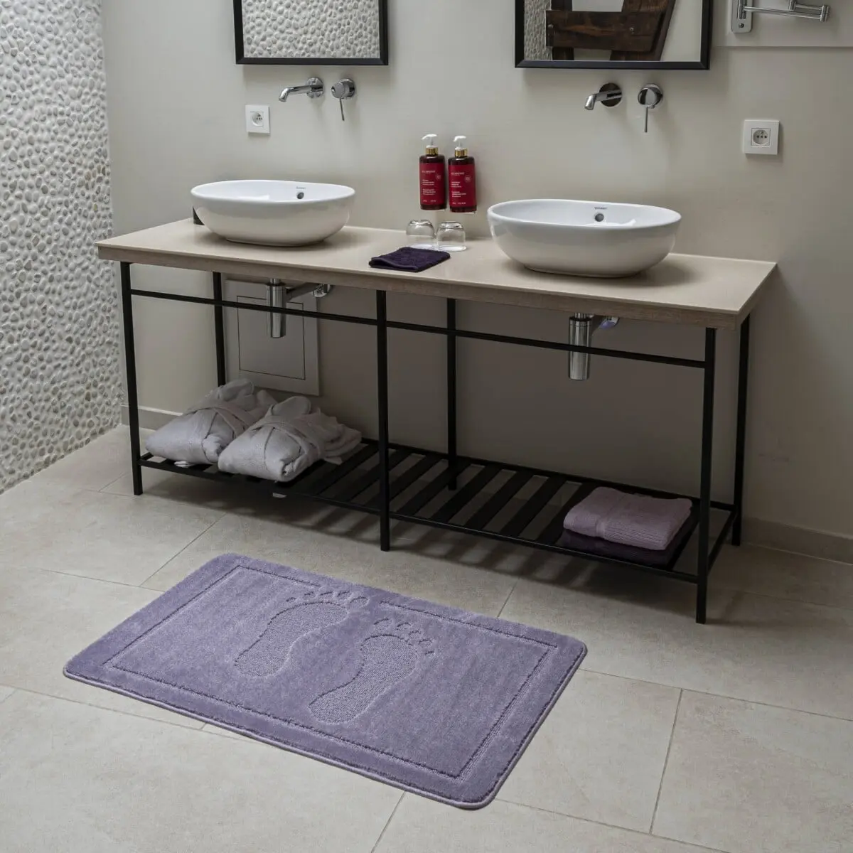 Koupelnová předložka s originálním vzorem šeříková 60x100 cm