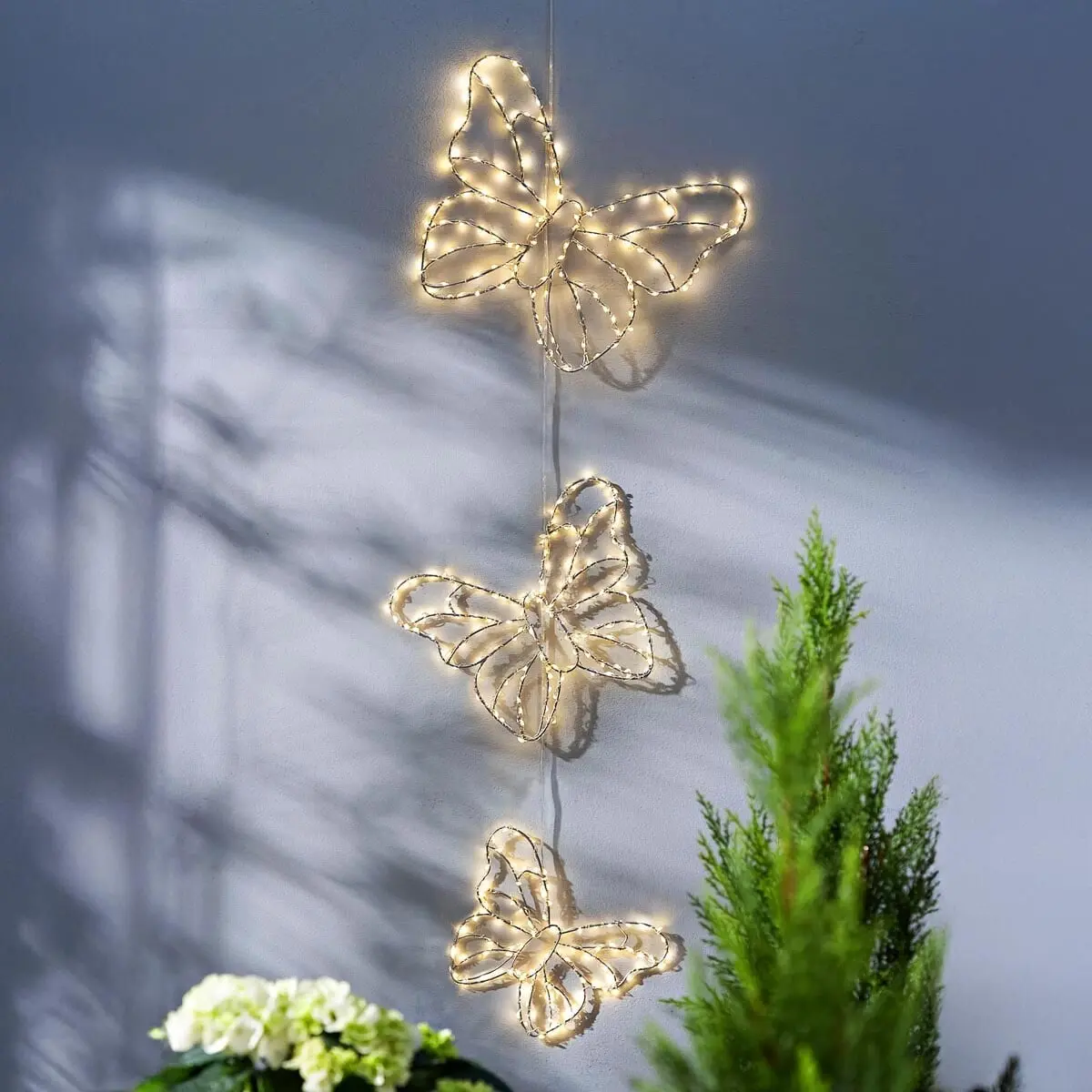 Weltbild LED Závěsná dekorace Motýlí trio