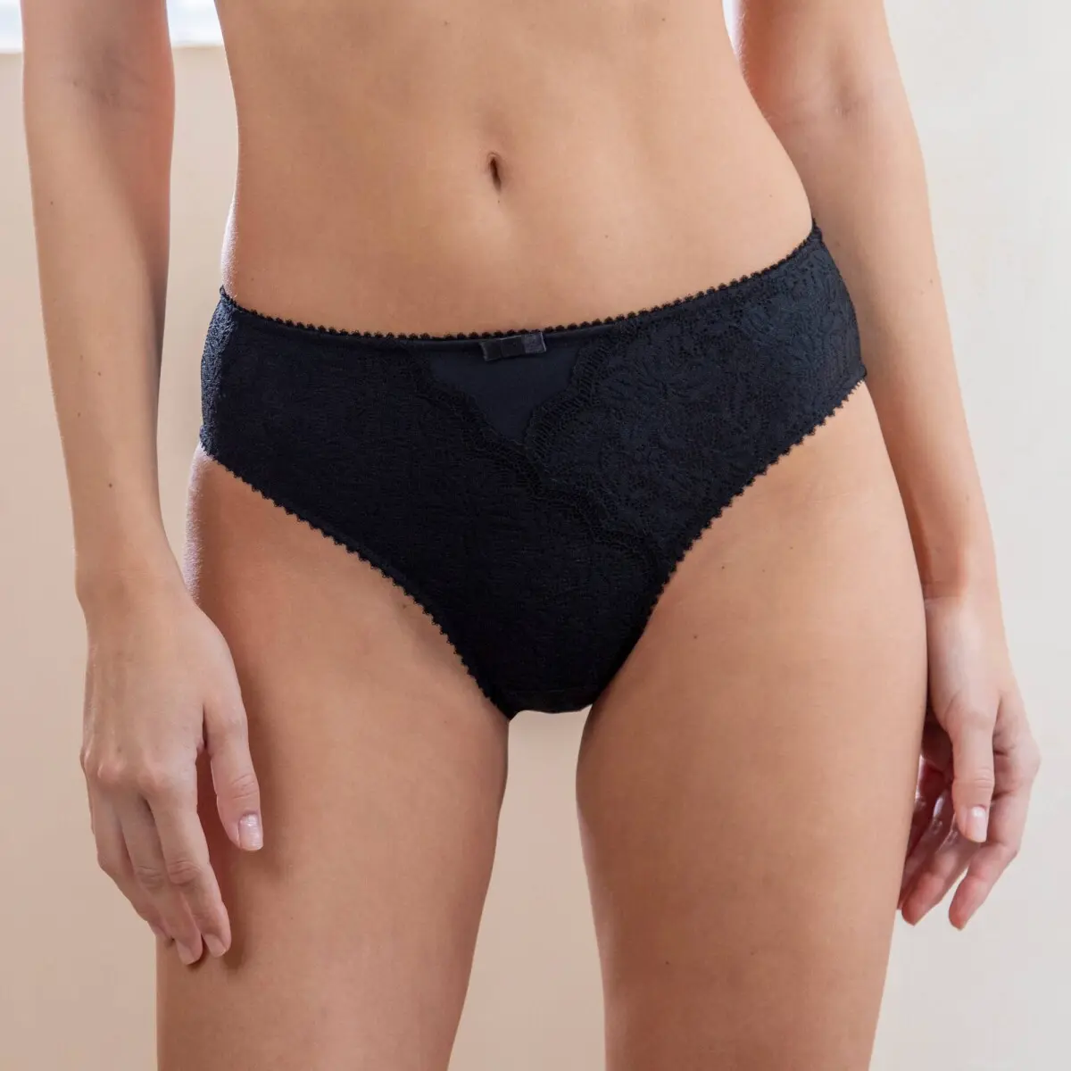 Sada 2 kalhotek midi z čipky a tylu Guspini zn. Confidence Lingerie® černá