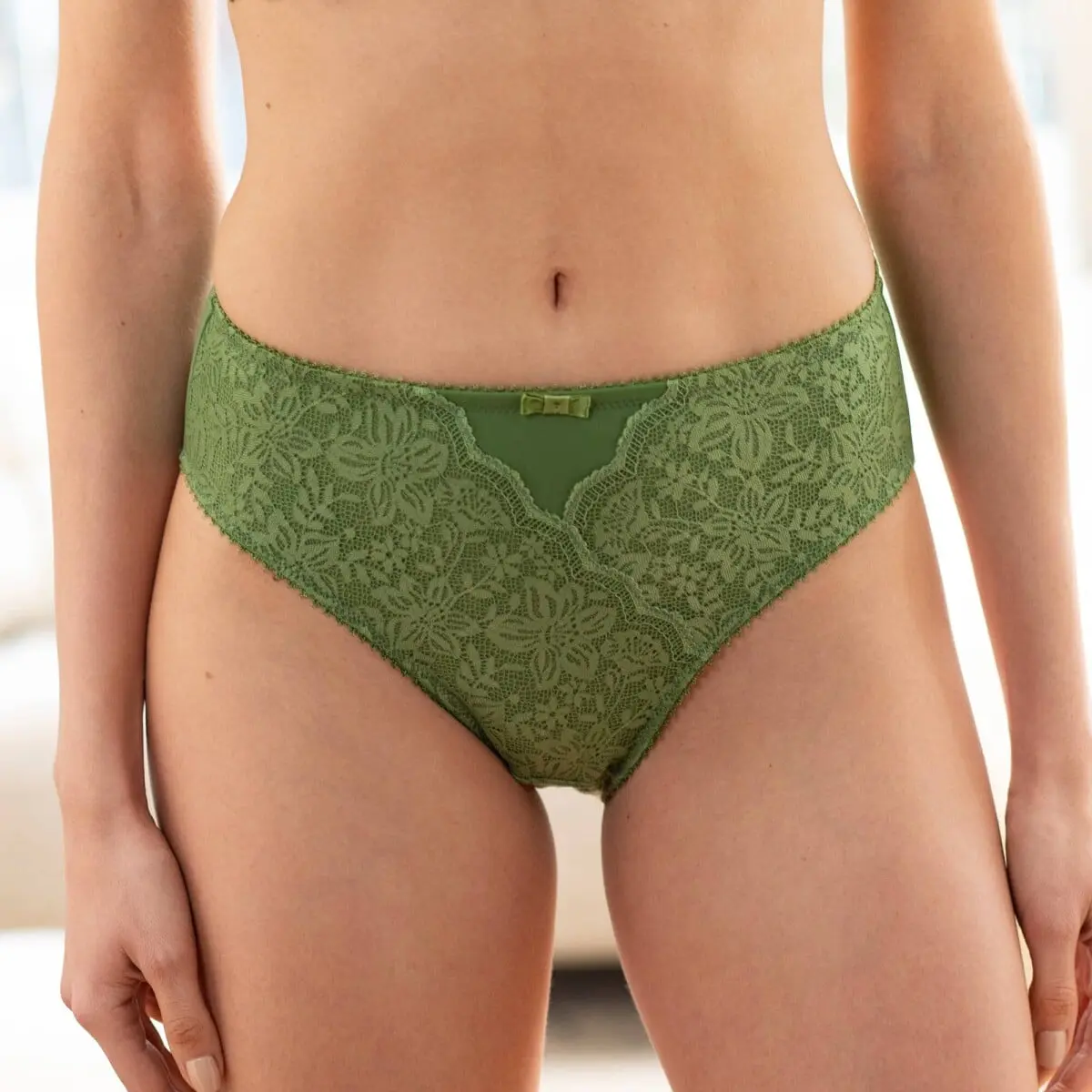 Sada 2 kalhotek midi s vysokým pasem, krajkou a tylem Guspini zn. Confidence Lingerie