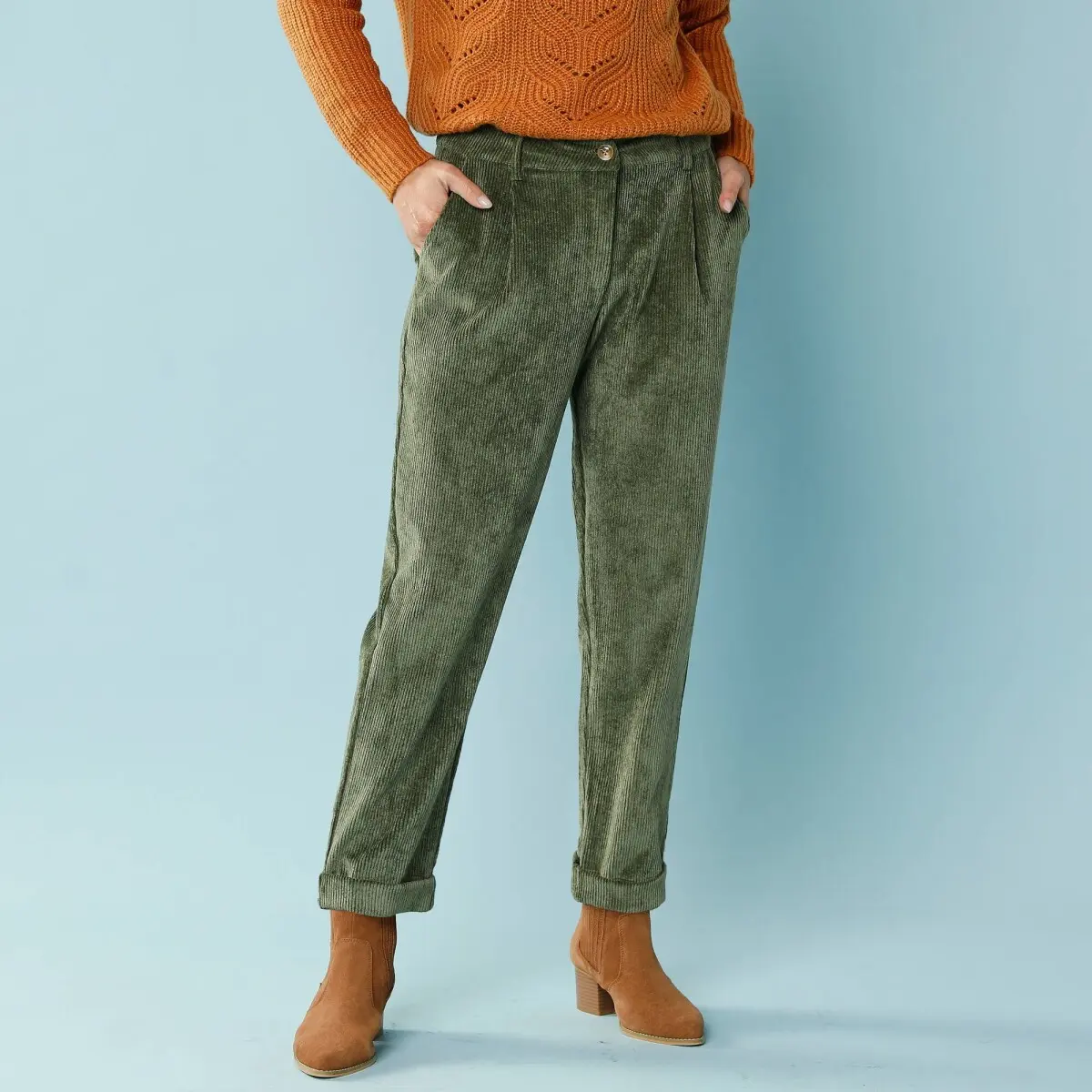 Manšestrové 7/8 chino kalhoty pro menší postavu khaki