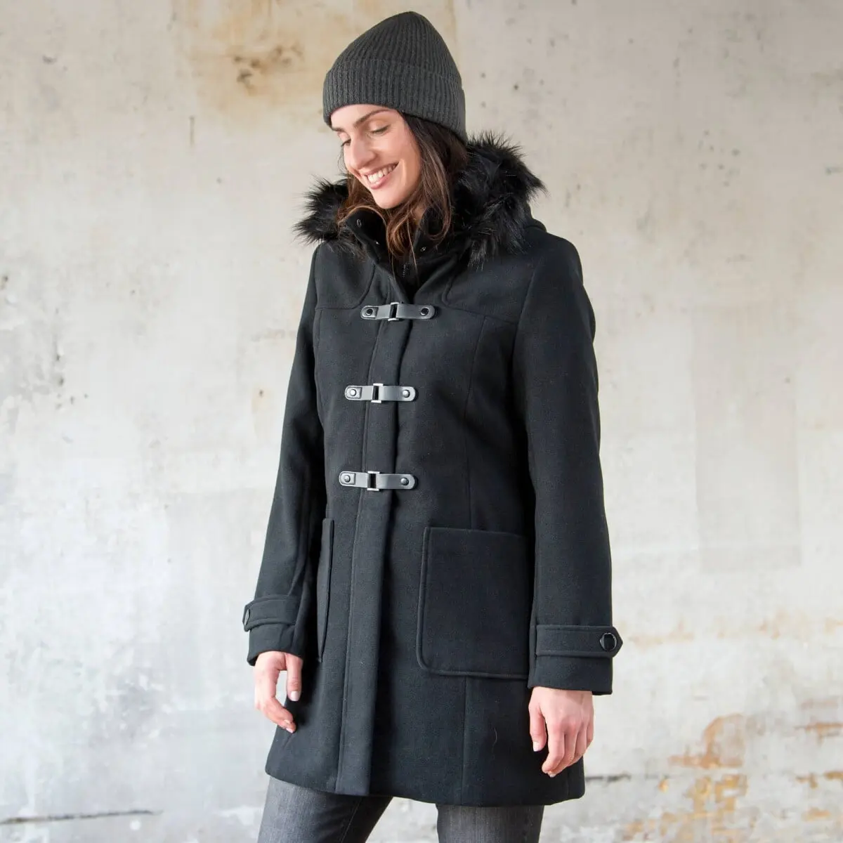 Jednobarevný kabát duffle-coat s kapucí, na zip černá