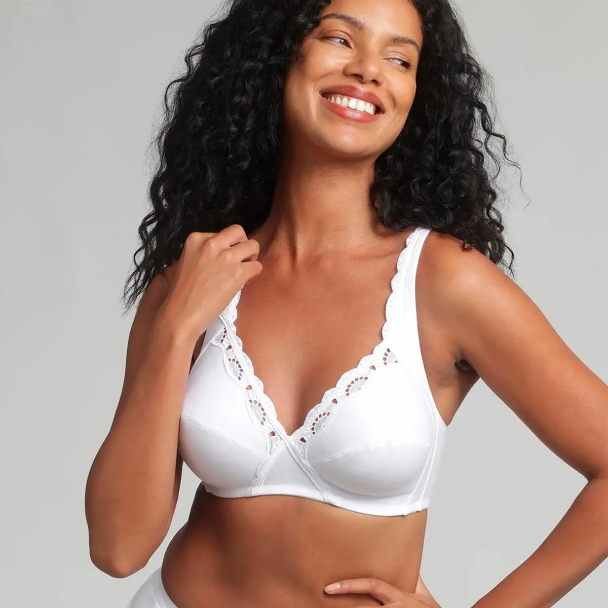 Polovyztužená podprsenka Cotton support Playtex®, bez kostic bílá