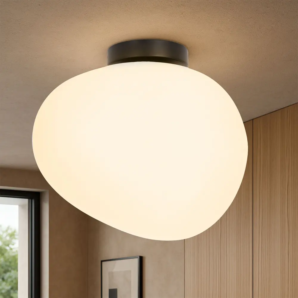 Stropní lampa STONES inspirovaná kamenem - designová stropní lampa s 30cm mléčným stínidlem - osvětlení obývacího pokoje a chodby E27