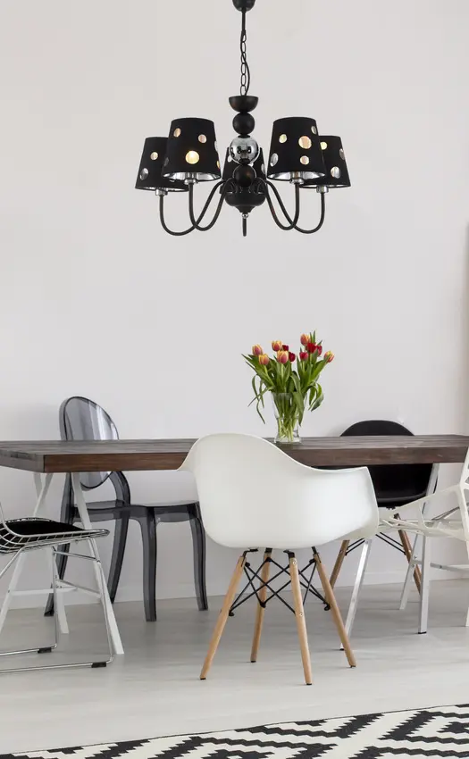 Černý lustrový závěsný lampa 5xE14 Batley Ledea