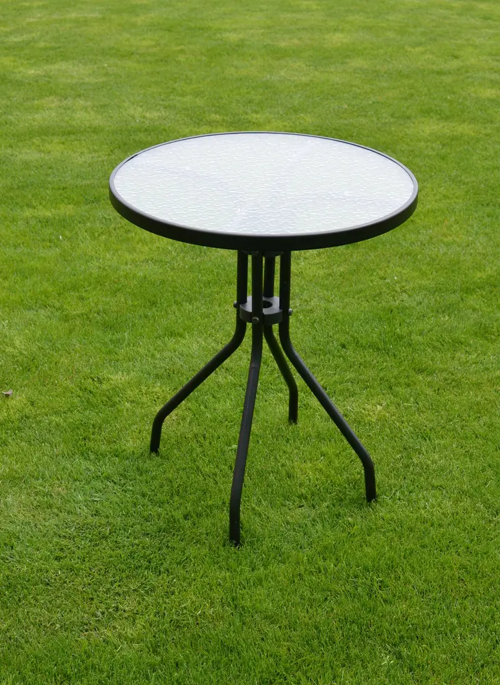 Zahradní kulatý stůl GEMINI — kov + sklo, černá, průměr 60 cm