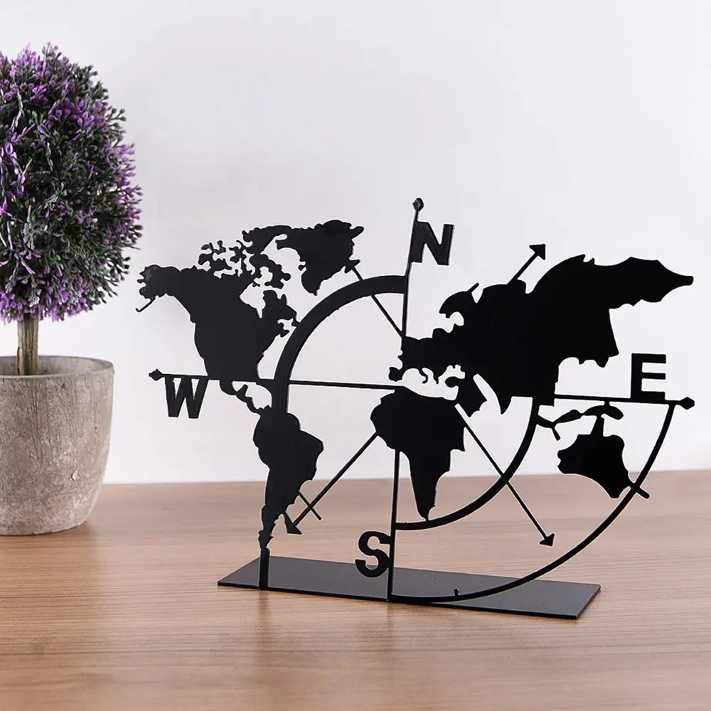 Dekorativní předmět Worl Map - Black