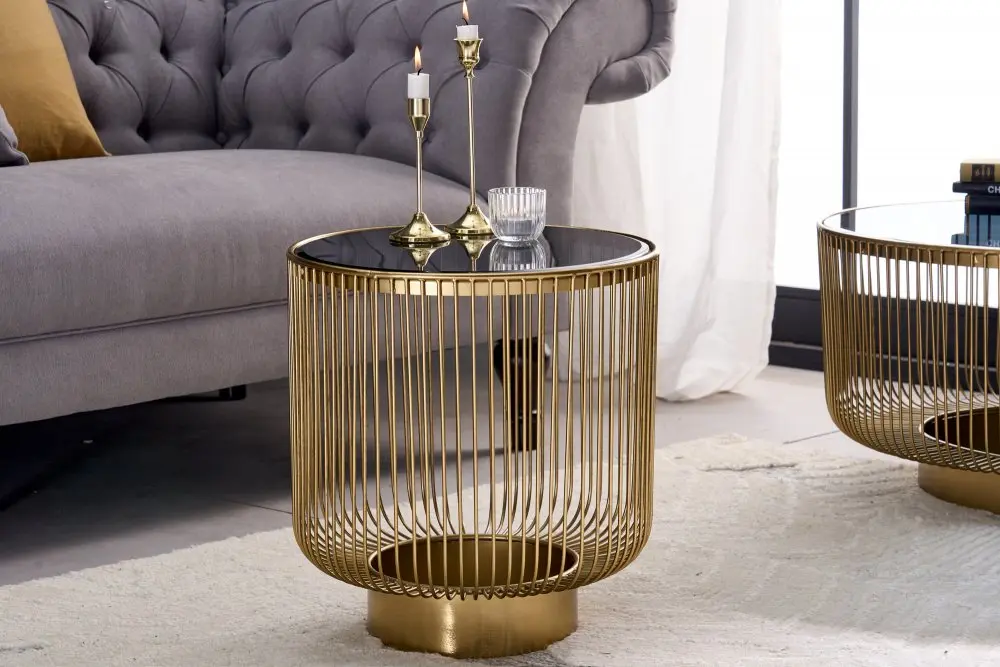 Estila Art deco designový konferenční stolek Esme se zlatou konstrukcí a kulatou černou deskou ze skla 40cm