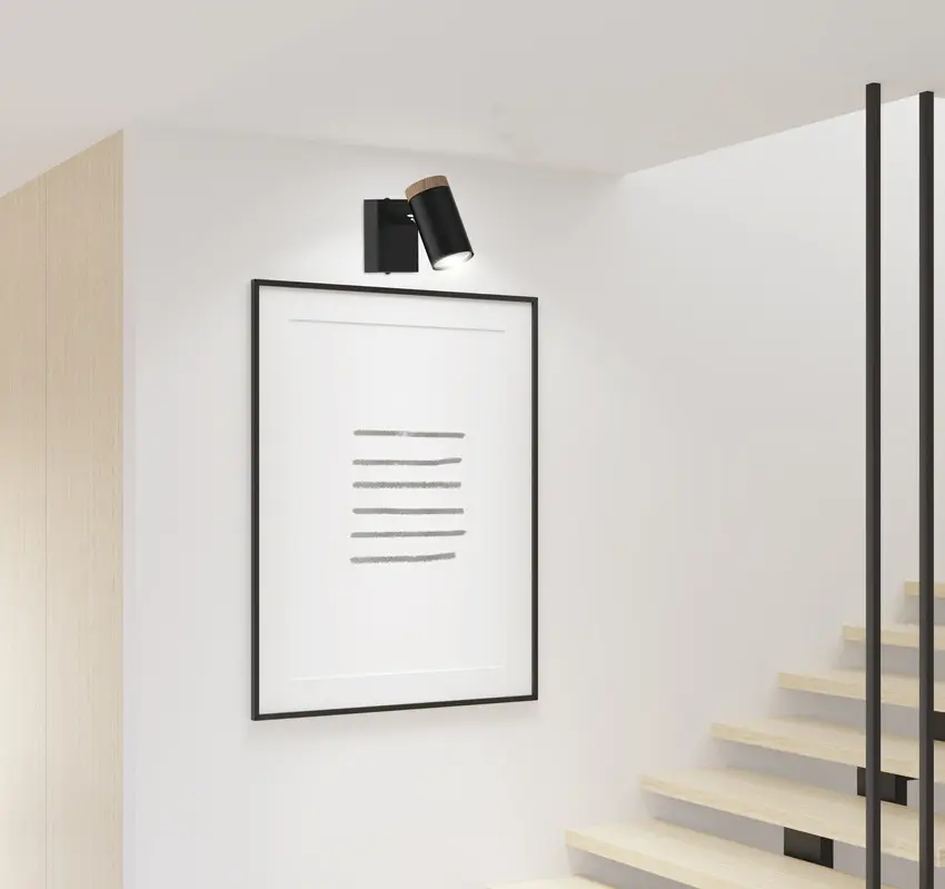 Nástěnná lampa Lagos, pohyblivá, černé dřevěné stínidlo, GU10