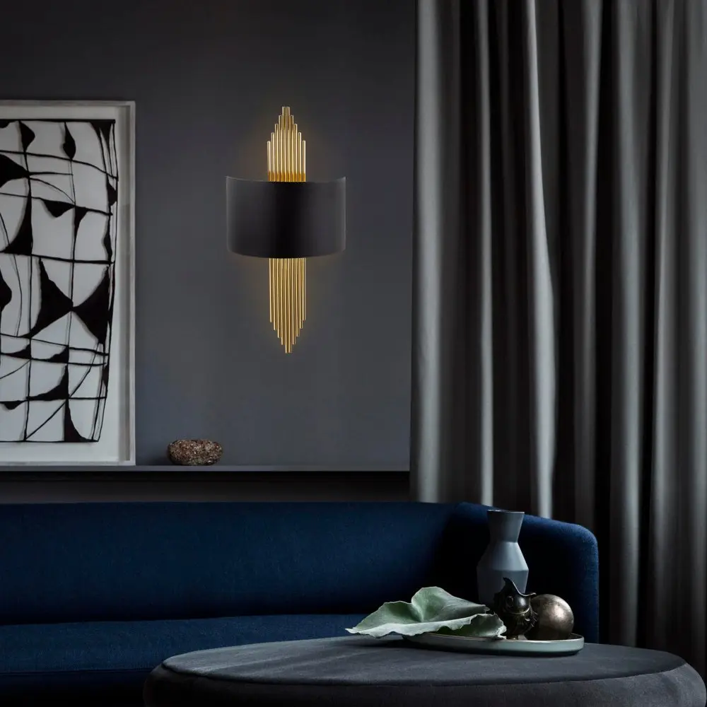 Černé/ve zlaté barvě nástěnné svítidlo Rayi – Opviq lights