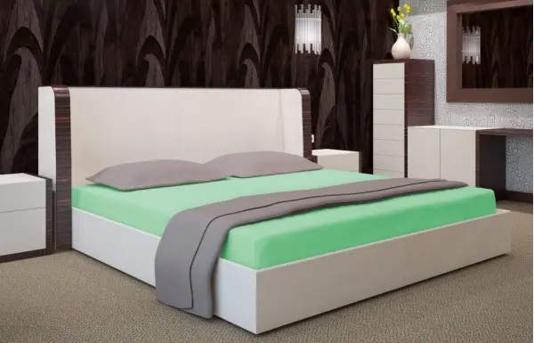 Prostěradla zelené barvy s gumou Šířka: 180 cm | Délka: 200 cm