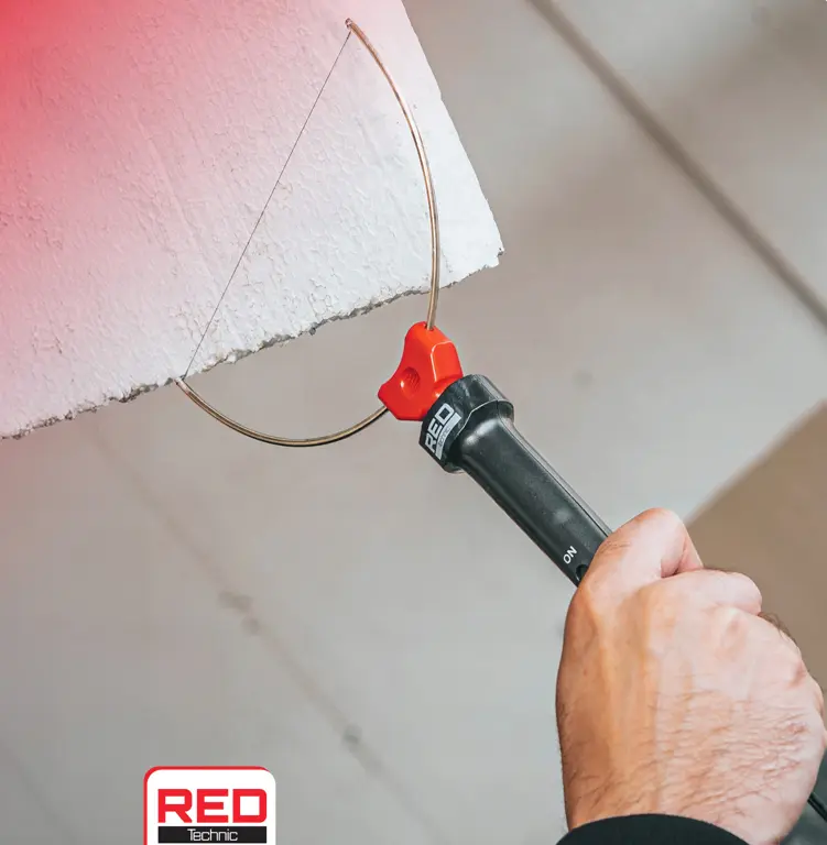 Elektrický polystyrenový nůž s vyměnitelnými nástavci