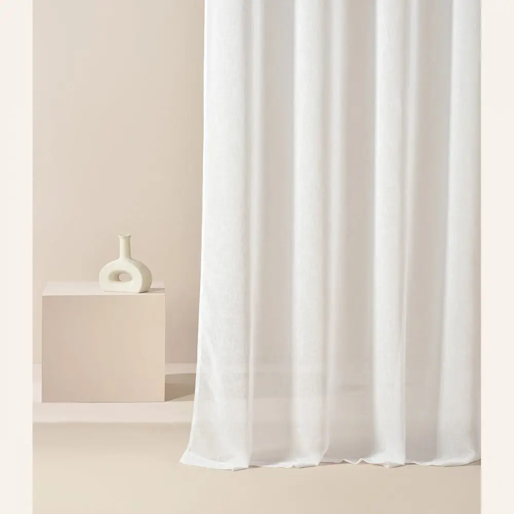 Bílý závěs Sensia s průchodkami 300 x 250 cm