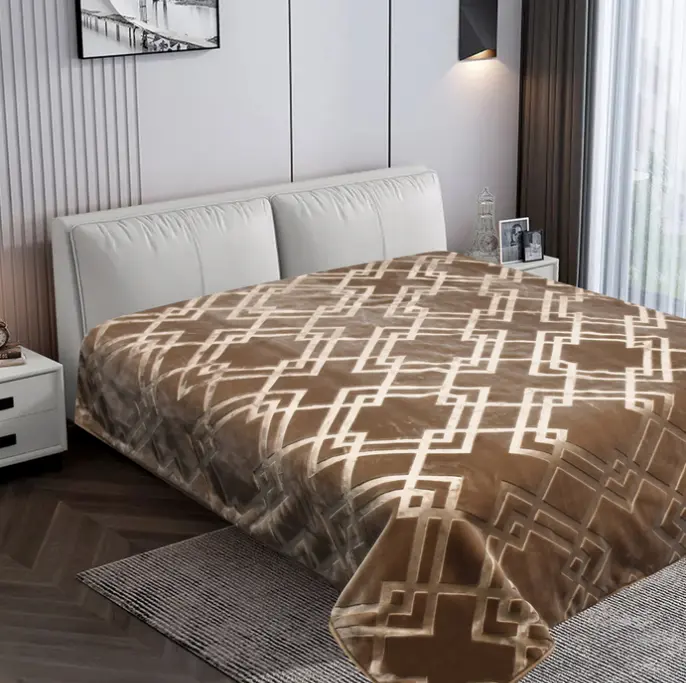 Akrylová deka hnědá s reliéfním vzorem