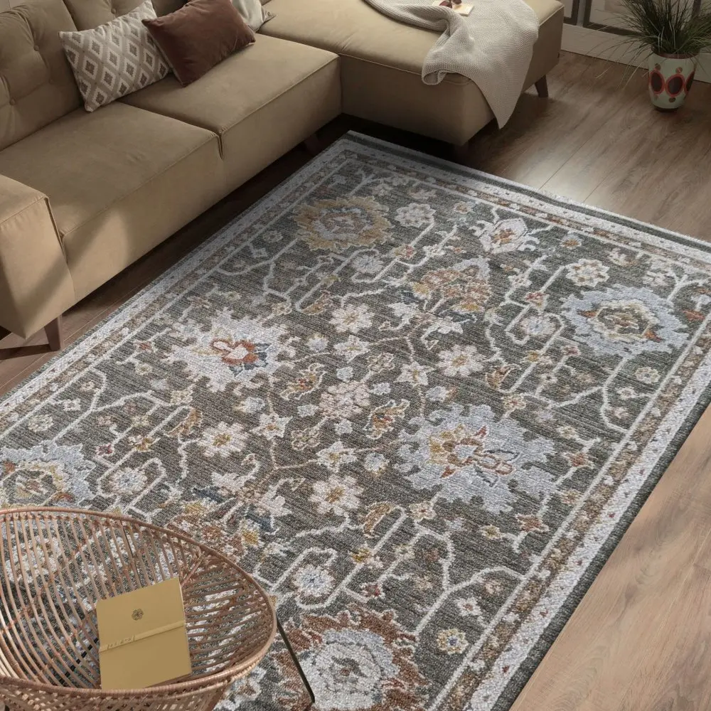 Koberec s výrazným vintage ornamentálním vzorem Šířka: