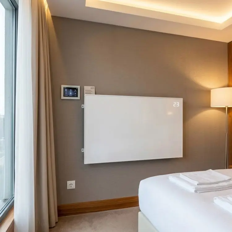 Infračervený topný panel s výkonem 1200 W, Wi-Fi, termostatem a dálkovým ovládáním