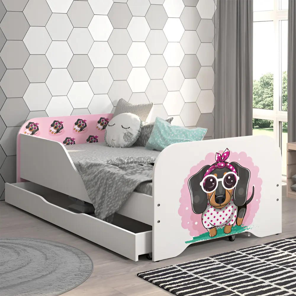 Kompletní dětská postýlka 140 × 70 cm s matrací a roštem – růžový jezevčík motiv