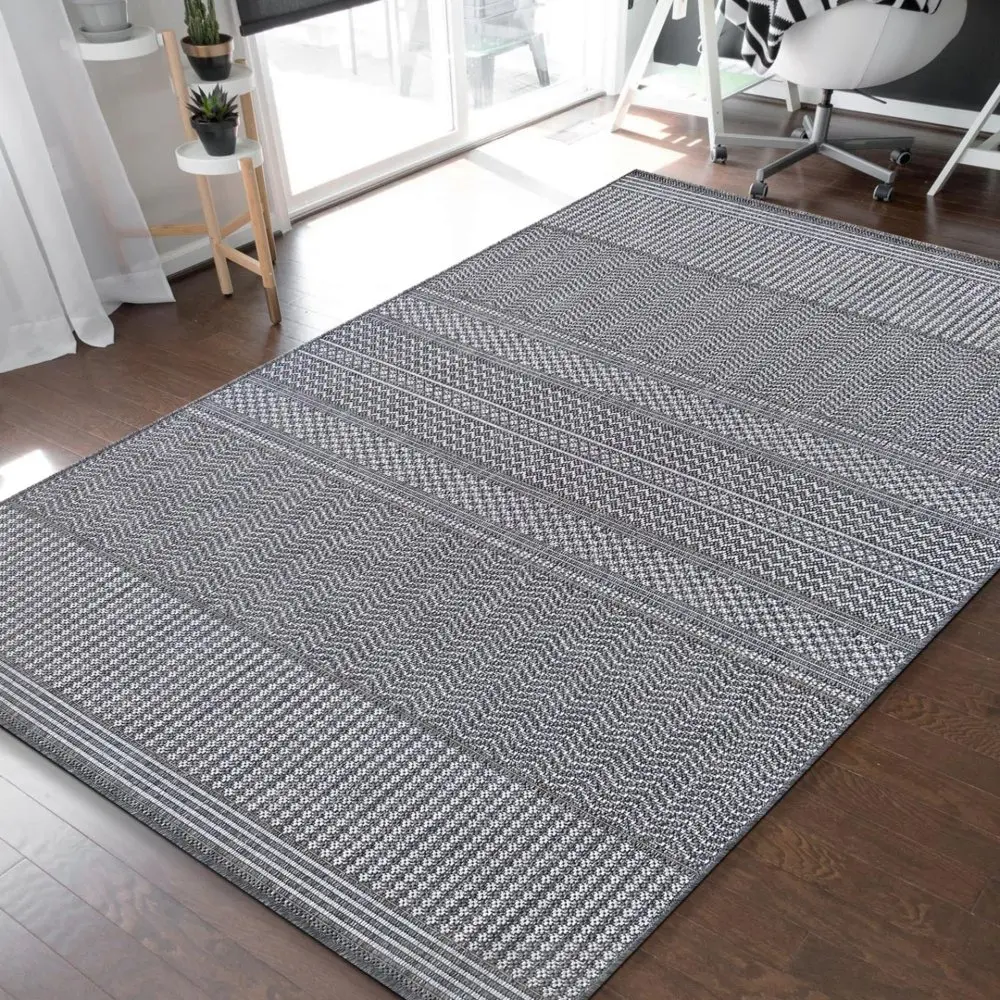 PATIO 12 , šedý venkovní koberec na terasu s decentním vzorem Šířka: