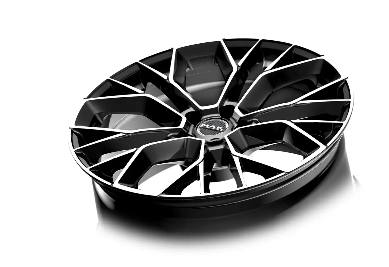 MAK STILO-D 10X21 5X112 ET38/66.6 černá/leštěná
