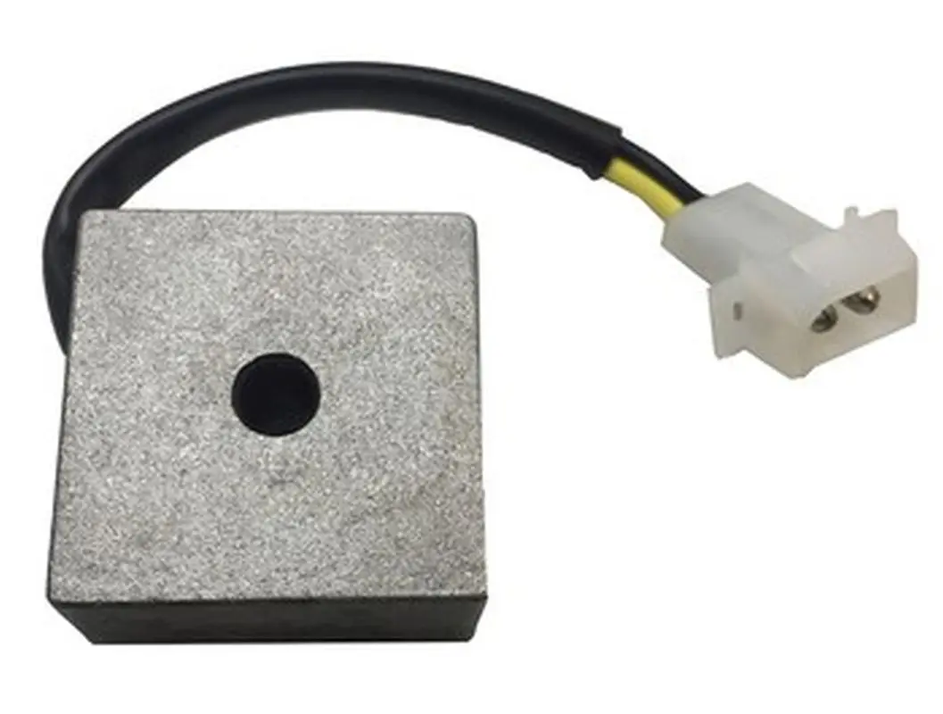 DZE regulátor napětí KTM EGS 125/250/300/360 96; EXC 125/200/250/300/380 98-99, SC 620 94-98; TXC 400/620 98 (58011034500) (20A) (DZE regulátor)
