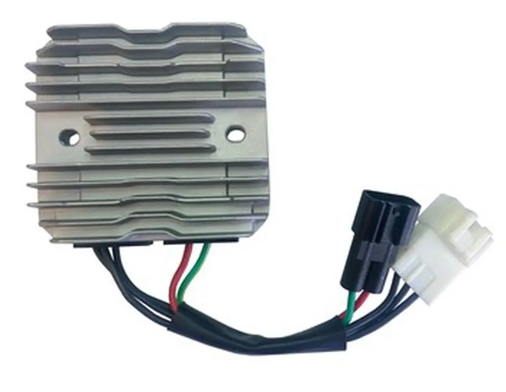 DZE regulátor napětí SUZUKI AN 650 BURGMAN 03-10; VZ 1500 MARAUDER 09; VZ 1500 BOULEVARD 09-10; VLR 1800 INTRUDER 06-11 (32800-10G00) MOSFET (50A)