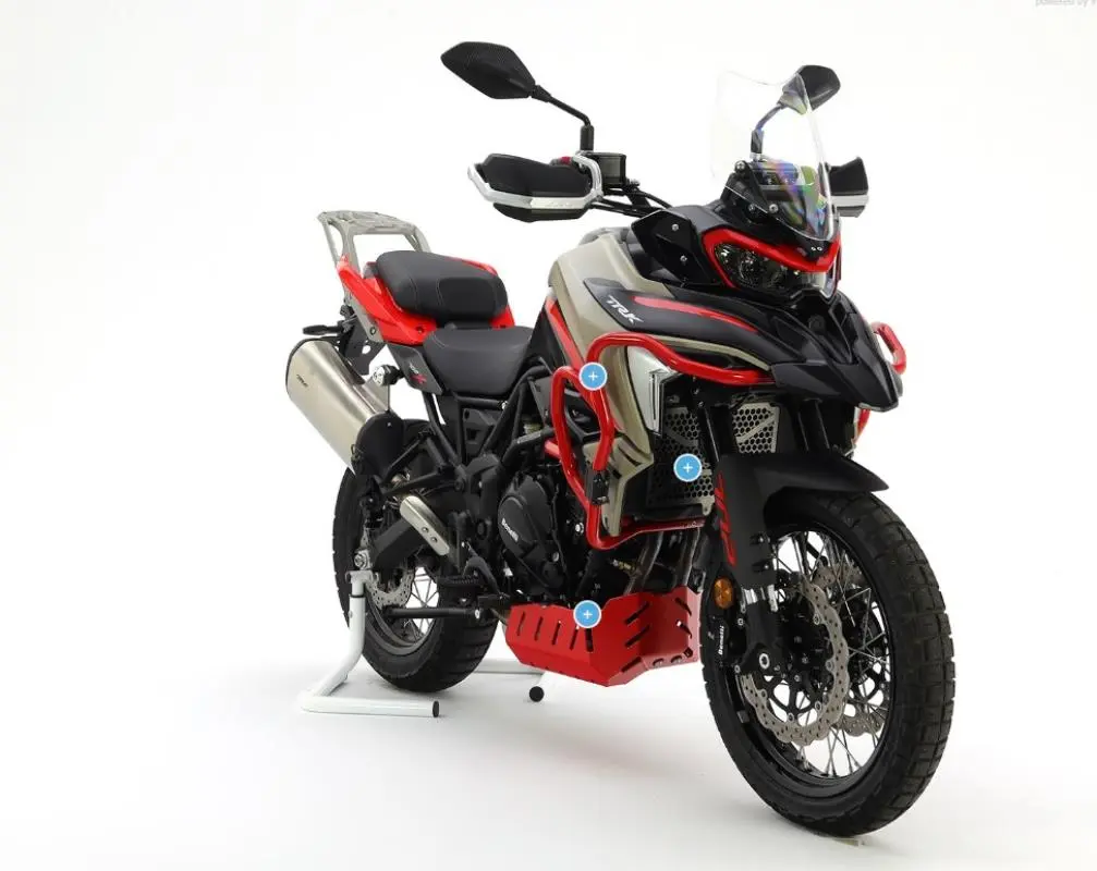 CROSSPRO hliníkové kryty motoru a chladiče BENELLI TRK 702 / 702 X '23-'24 barva černá (kompatibilní s originální deskou) (CROSSPRO hliníkové kryty)
