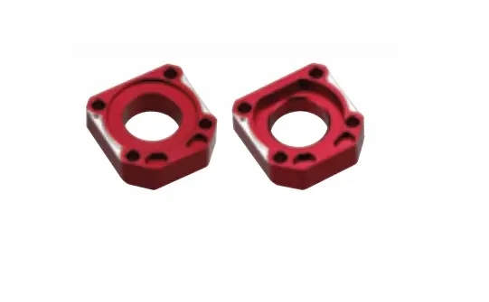 ACCEL napínač zadní osy HONDA CBR 600RR '05-'10, 1000RR barva červená (ACCEL napínač zadní osy HONDA CBR 600RR '05-'10, 1000RR barva červená)