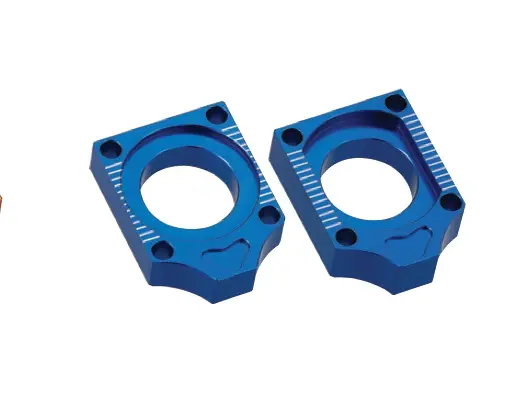 ACCEL napínač zadní osy YAMAHA YZF 250/450 '10-'14 barva modrá (komplet-2 kusy) (ACCEL napínač zadní osy YAMAHA YZF 250/450 '10-'14 barva modrá)