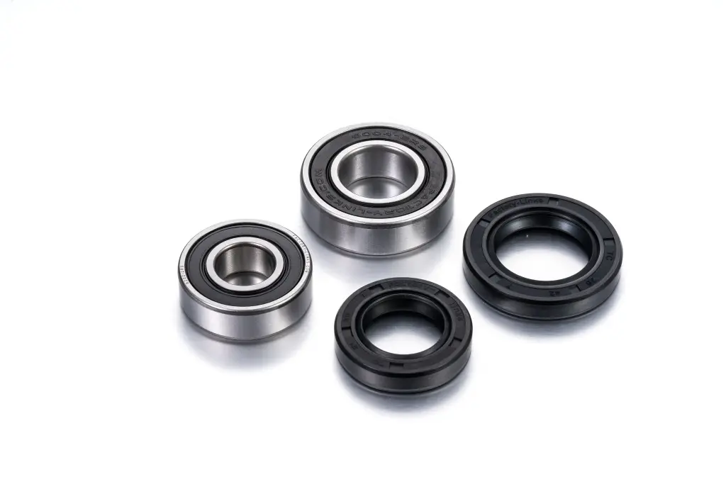 FACTORY LINKS ložiska předního kola s těsněními ARCTIC CAT 400 DVX 04-08, KAWASAKI KFX400 03-06, SUZUKI LT-230E 87-93, LT-230S 85-90, LT-250R 85-92,