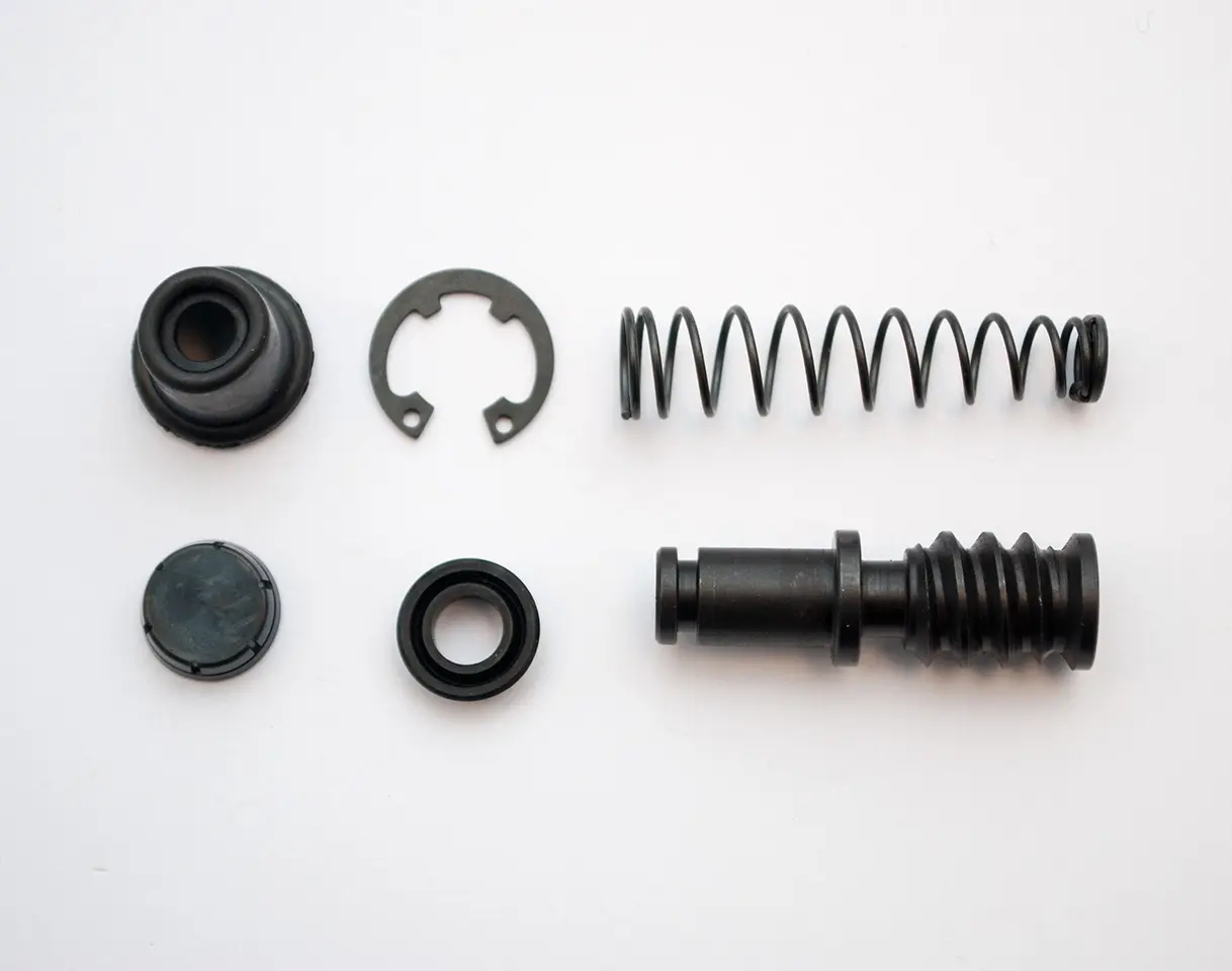 BRONCO opravná sada brzdové pumpy přední HONDA TRX 400FW 95-03, 450 ES/S 98-01, 450 FE/FM 02-04, 500FA 01-04 (MSB-104) (BRONCO opravná sada brzdové)