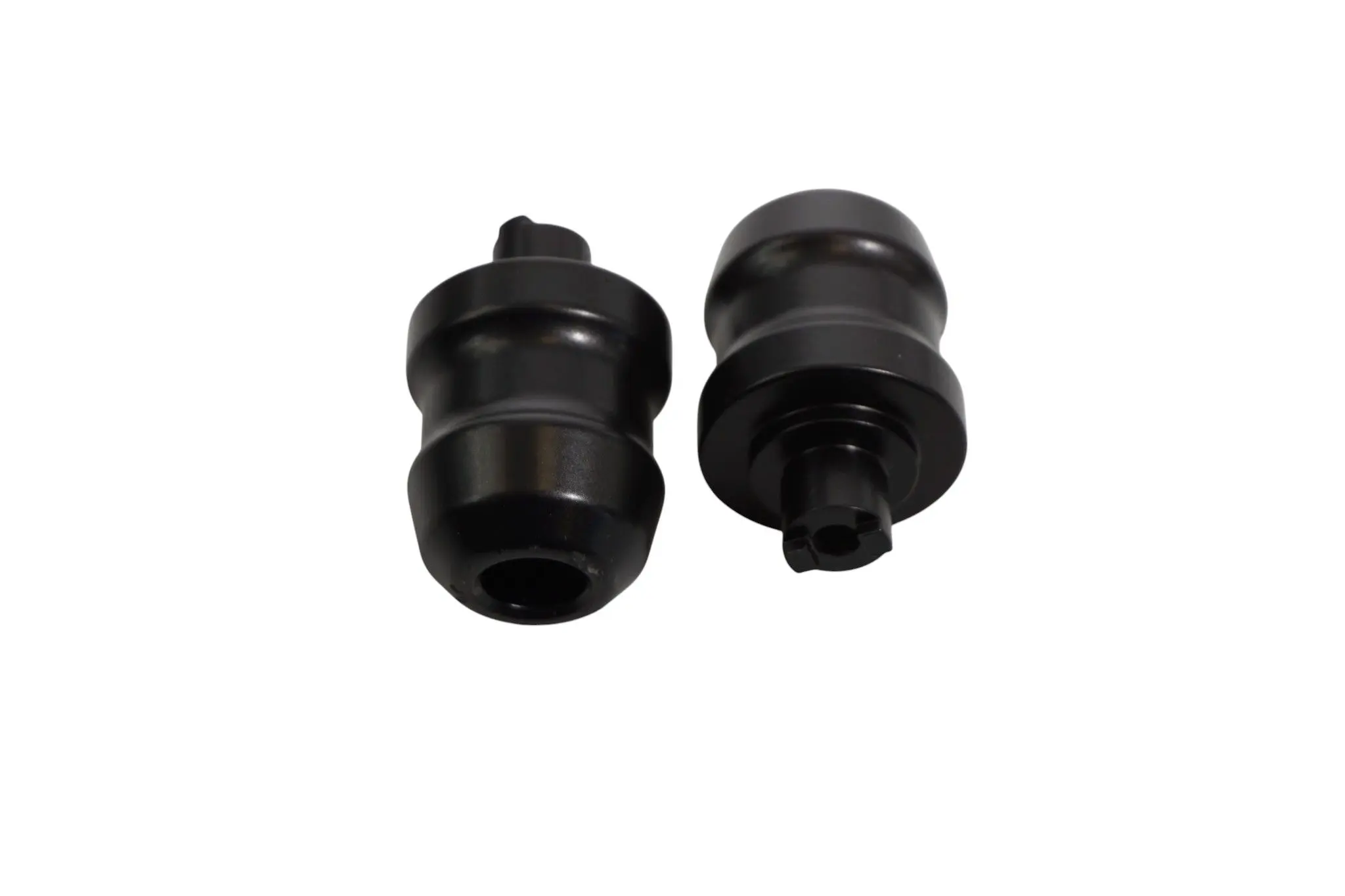 BIKETEC koncovky/závaží řidítek KAWASAKI NINJA 650 (2017-) barva černá 2404070000, OEM:13042-0735 / 13042-0800 (BIKETEC koncovky/závaží řidítek)