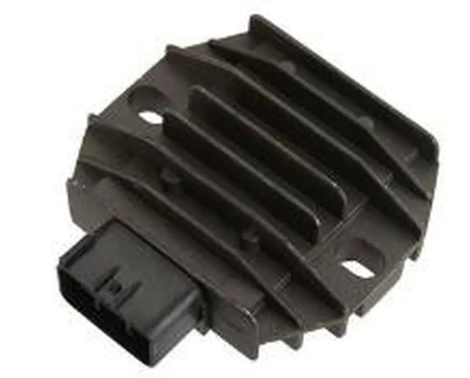 GZ regulátor napětí SUZUKI LT-A 400/500/750 08-14, KAWASAKI KVF 650/750 05-13, YAMAHA YFM 660 02-08, YFM 450 11-14, YFM 600 99-01 (GZ regulátor)