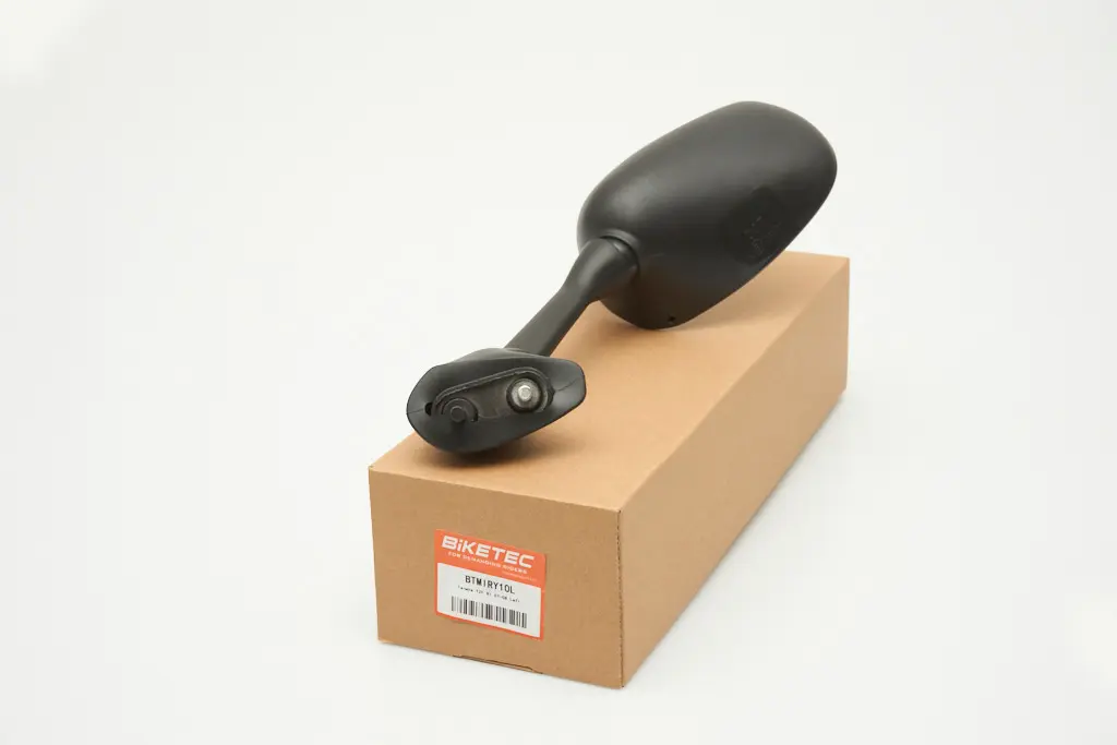 BIKETEC PARTS zrcátko YAMAHA YZF R1 07-08 levé (4C8-26280-00-00) (BIKETEC PARTS zrcátko YAMAHA YZF R1 07-08 levé (4C8-26280-00-00))