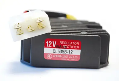 CL regulátor napětí SUZUKI/ YAMAHA (55A) (SH535B-12) (CL regulátor napětí SUZUKI/ YAMAHA (55A) (SH535B-12))