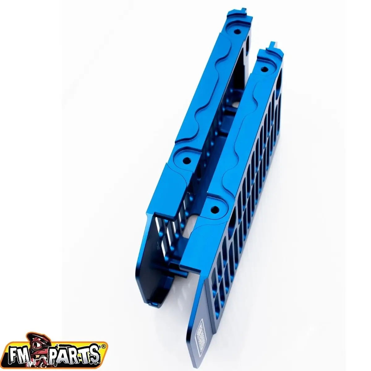 FM-PARTS kryty chladiče (mřížka) hliník RIEJU MR 21-23 barva modrá (FM-PARTS kryty chladiče (mřížka) hliník RIEJU MR 21-23 barva modrá)