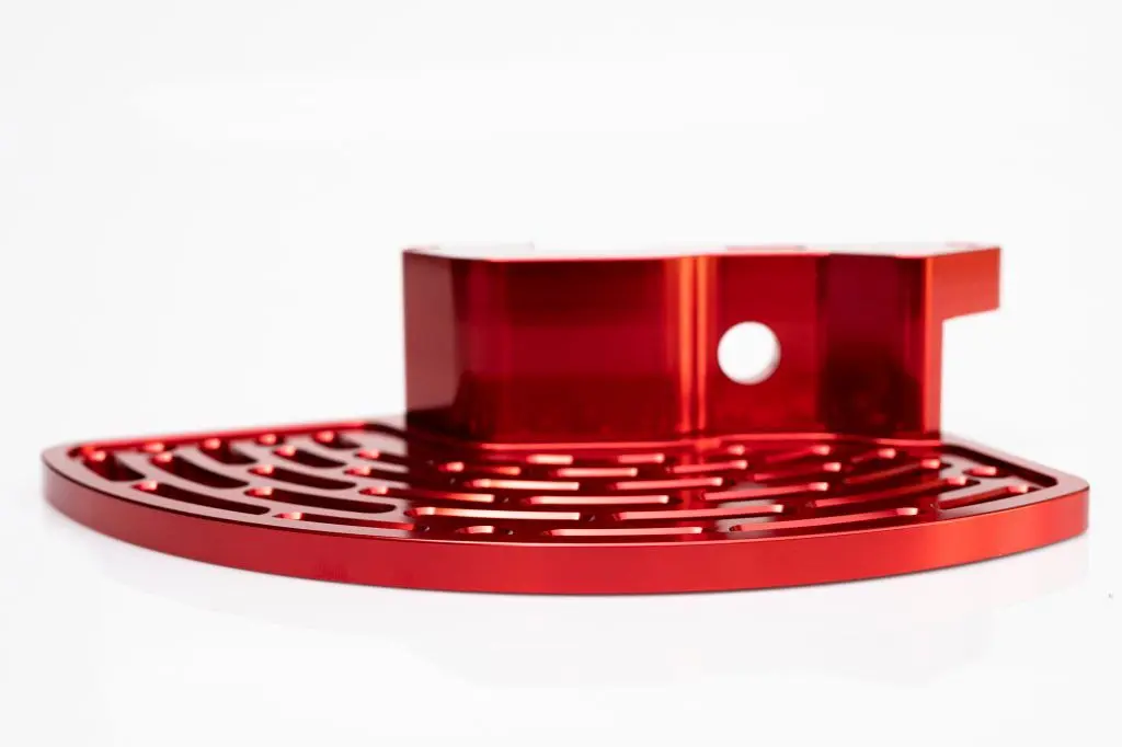 FM-PARTS hliníkový kryt brzdového kotouče přední BETA RR 250/300/350 13-24 barva červená (FM-PARTS hliníkový kryt brzdového kotouče přední BETA RR)