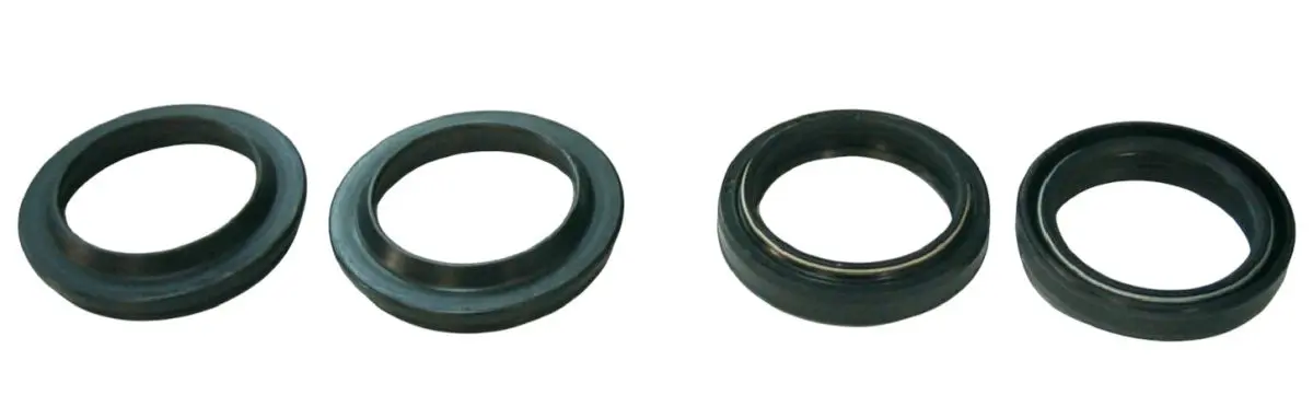 TOURMAX gufera vidlice a prachovky (komplet) (38X50X8/9,5) KAWASAKI GPX600/750R, GPZ900R, YAMAHA XJ600 92-97, XV750/999 vyrobeno v Japonsku (TOURMAX)