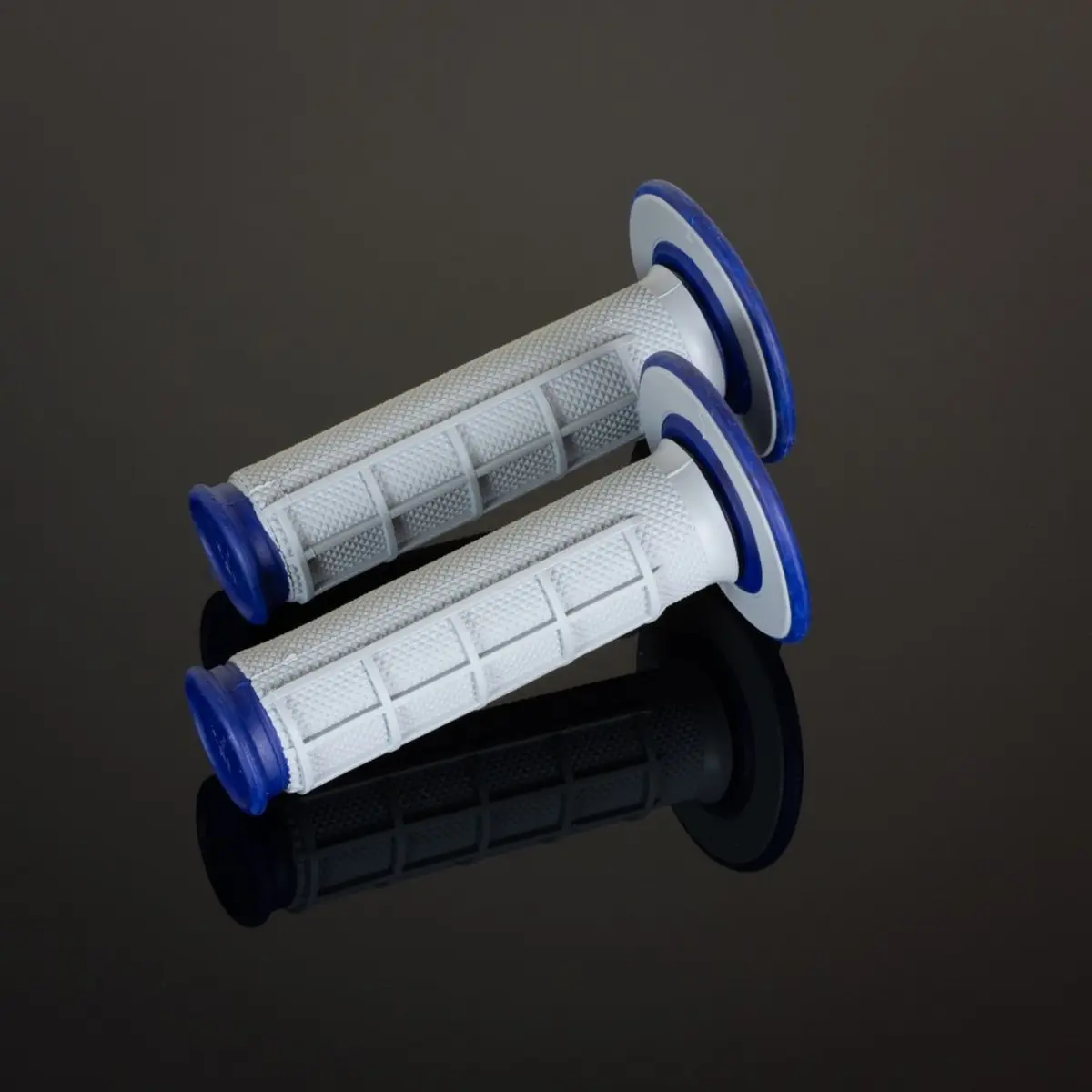 RENTHAL gripy MX DUAL COMPOUND 1/2 WAFFLE BLUE, dvousložkový, barva šedá/modrá (RENTHAL gripy MX DUAL COMPOUND 1/2 WAFFLE BLUE, dvousložkový, barva)