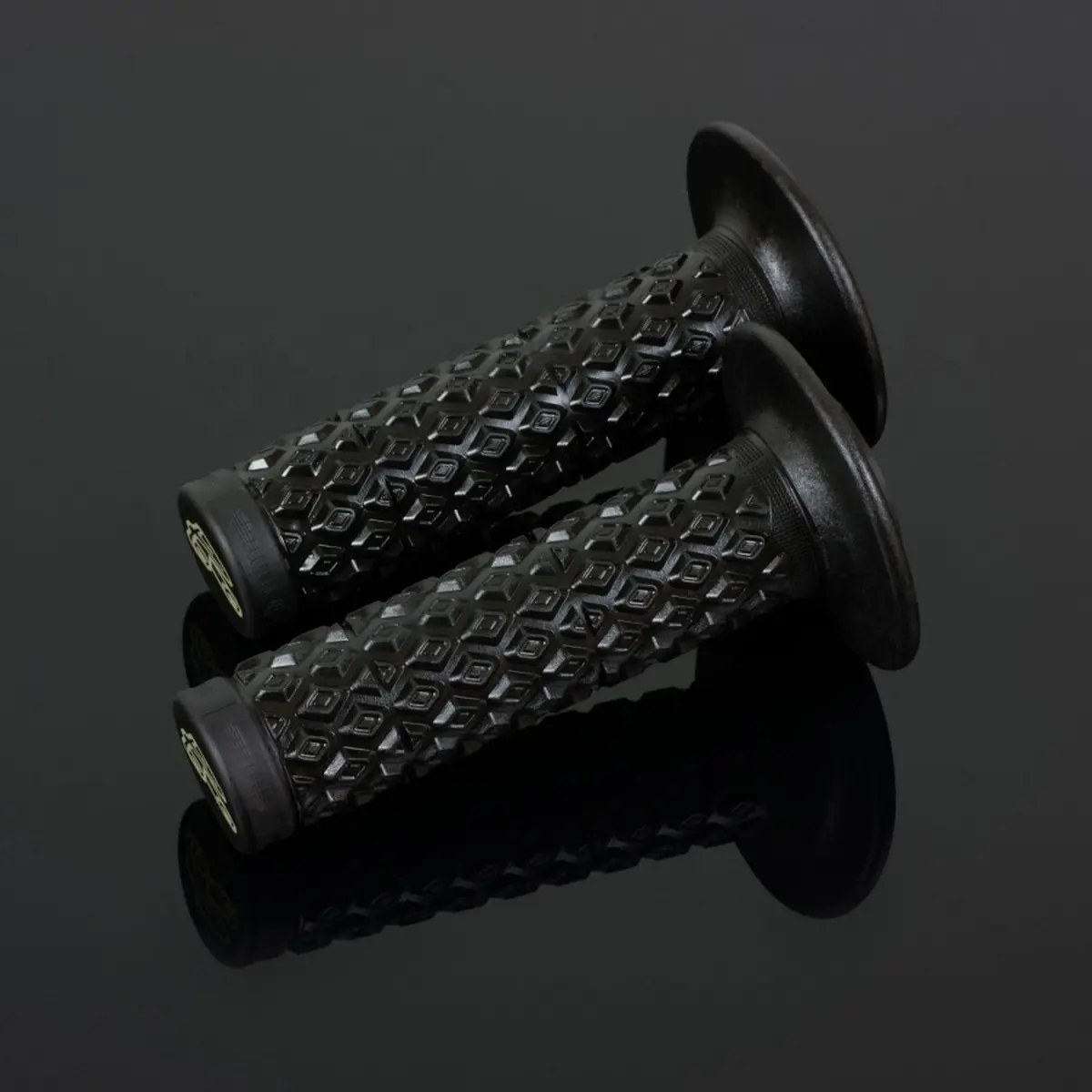 RENTHAL gripy MX COMFORT GRIPS ULRTATACKY barva černá ( )