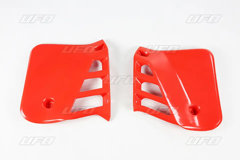UFO kryty chladiče HONDA CR 250 87 barva červená (UFO RED) (UFO kryty chladiče HONDA CR 250 87 barva červená (UFO RED))