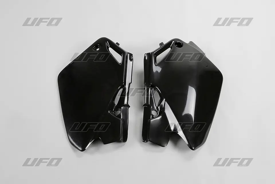 UFO boční tabulky HONDA CR 85 03-07 barva černá (UFO boční tabulky HONDA CR 85 03-07 barva černá)