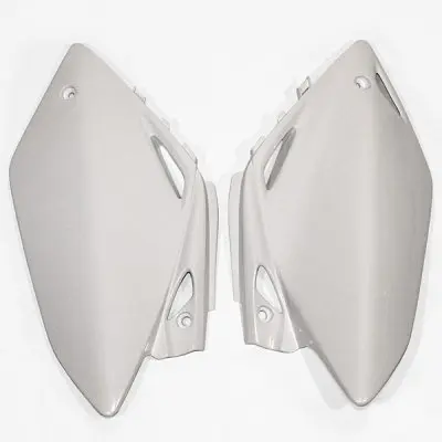 UFO boční tabulky HONDA CRF 450R 05-06 barva bílá ( )