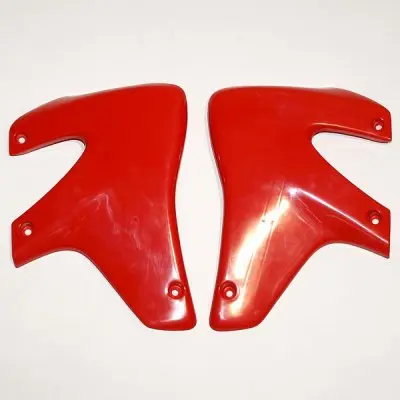 UFO kryty chladiče HONDA XR 650R 00-07 barva červená (UFO kryty chladiče HONDA XR 650R 00-07 barva červená)