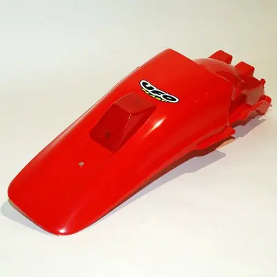 UFO blatník zadní HONDA XR 650R 00-07 se stínítkem světla barva červená (UFO blatník zadní HONDA XR 650R 00-07 se stínítkem světla barva červená)