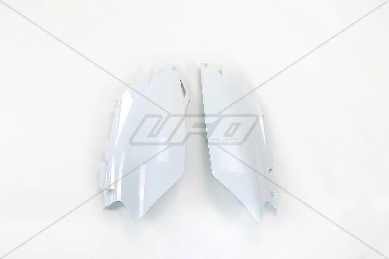 UFO boční tabulky na startovací číslo HONDA CRF 250R 11-13, CRF 450R 09-12 barva bílá (UFO boční tabulky na startovací číslo HONDA CRF 250R 11-13,)