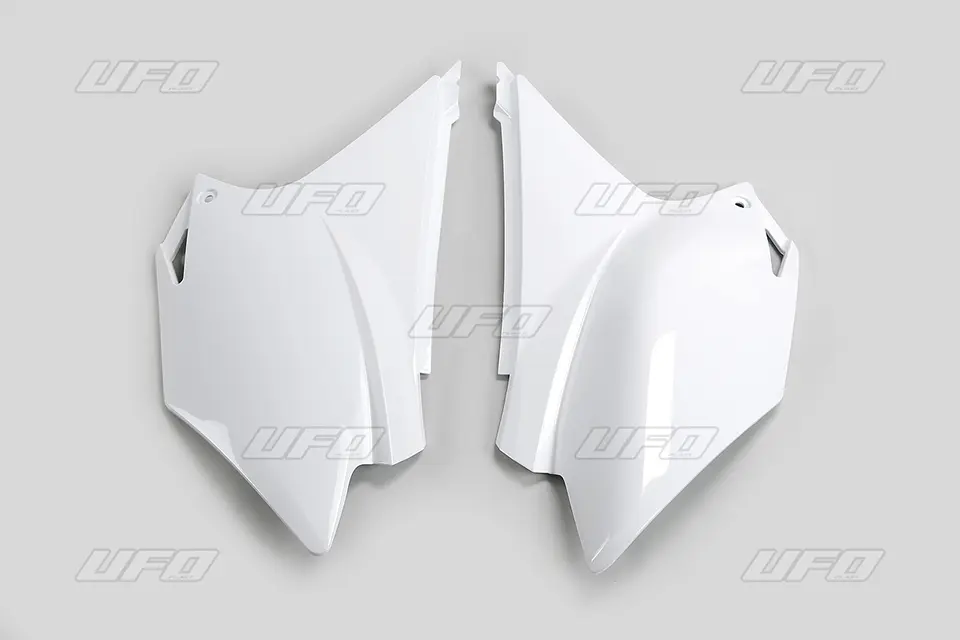 UFO boční tabulky na startovací číslo HONDA CRF 230 15-26, barva bílá - VÝPRODEJ (UFO boční tabulky na startovací číslo HONDA CRF 230 15-26, barva)