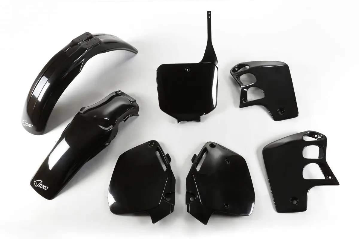 UFO kompletní sada plastů HONDA CR 500 95-00, barva černá (HO089E001) (UFO kompletní sada plastů HONDA CR 500 95-00, barva černá (HO089E001))