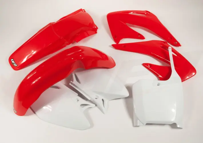 UFO kompletní sada plastů HONDA CRF 450 R 02-03 barva OEM (červená/bílá) (HO106E999) (UFO kompletní sada plastů HONDA CRF 450 R 02-03 barva OEM)