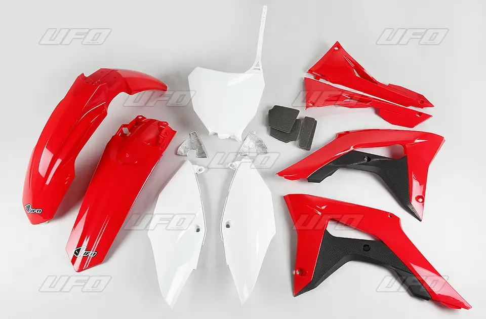 UFO kompletní sada plastů HONDA CRF 250R 18-21, CRF 450R 17-20 s kryty vzduchových filtrů barva OEM (červená/bílá) (HO123E999) (UFO kompletní sada)