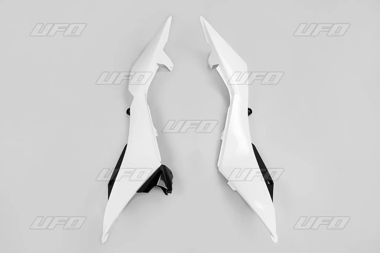 UFO boční tabulky na startovací číslo HUSQVARNA TC/TE 449/511 11-13 barva bílá ( )